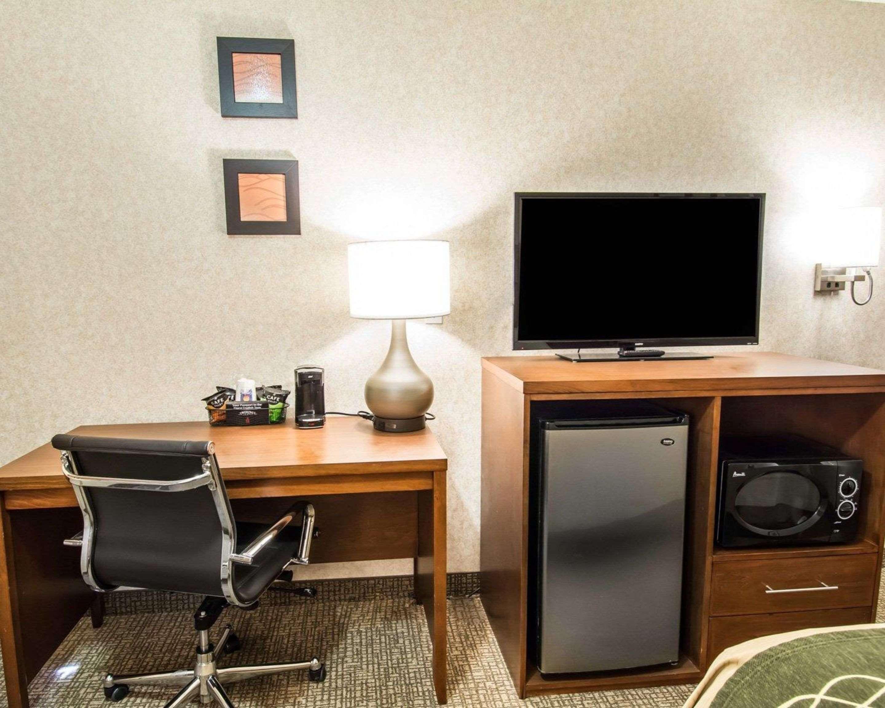 Quality Inn 2*